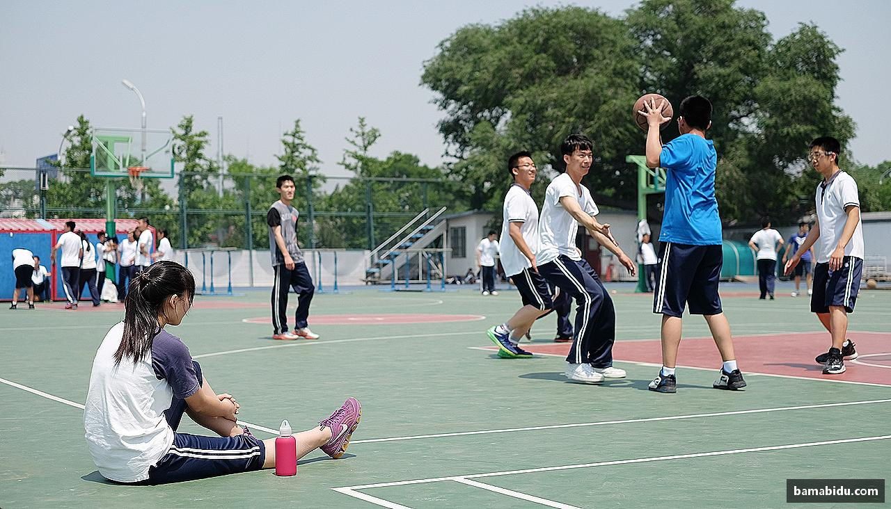 团结拼搏，共创辉煌
